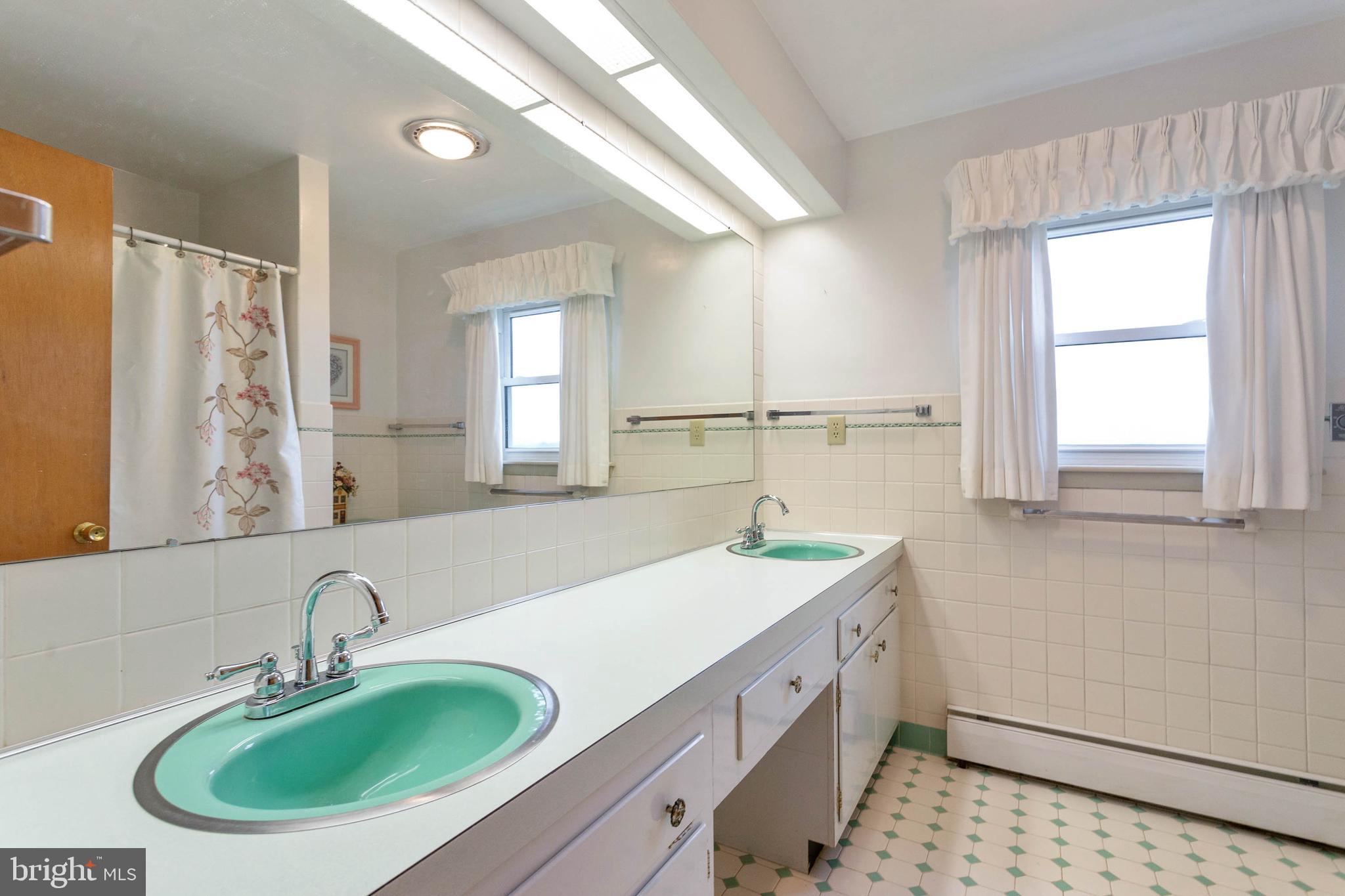2890 Pleasant Hill Road Hanover, PA 17331 - Photo 28 of 45 Bathroom