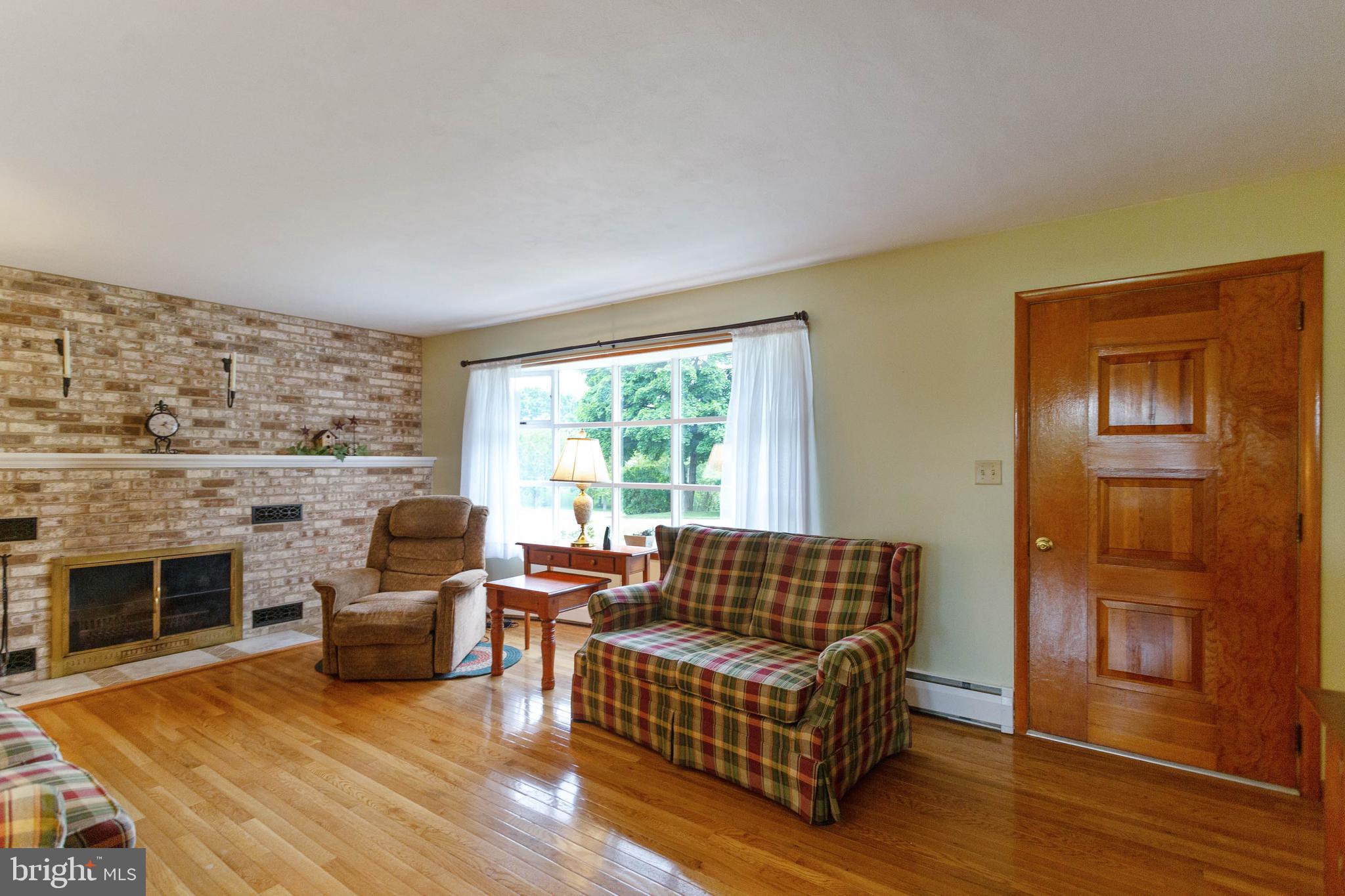 2890 Pleasant Hill Road Hanover, PA 17331 - Photo 6 of 45 Family Room