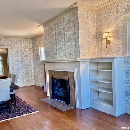 $299,900 | 839 Grove Street, Jacksonville, IL 62650