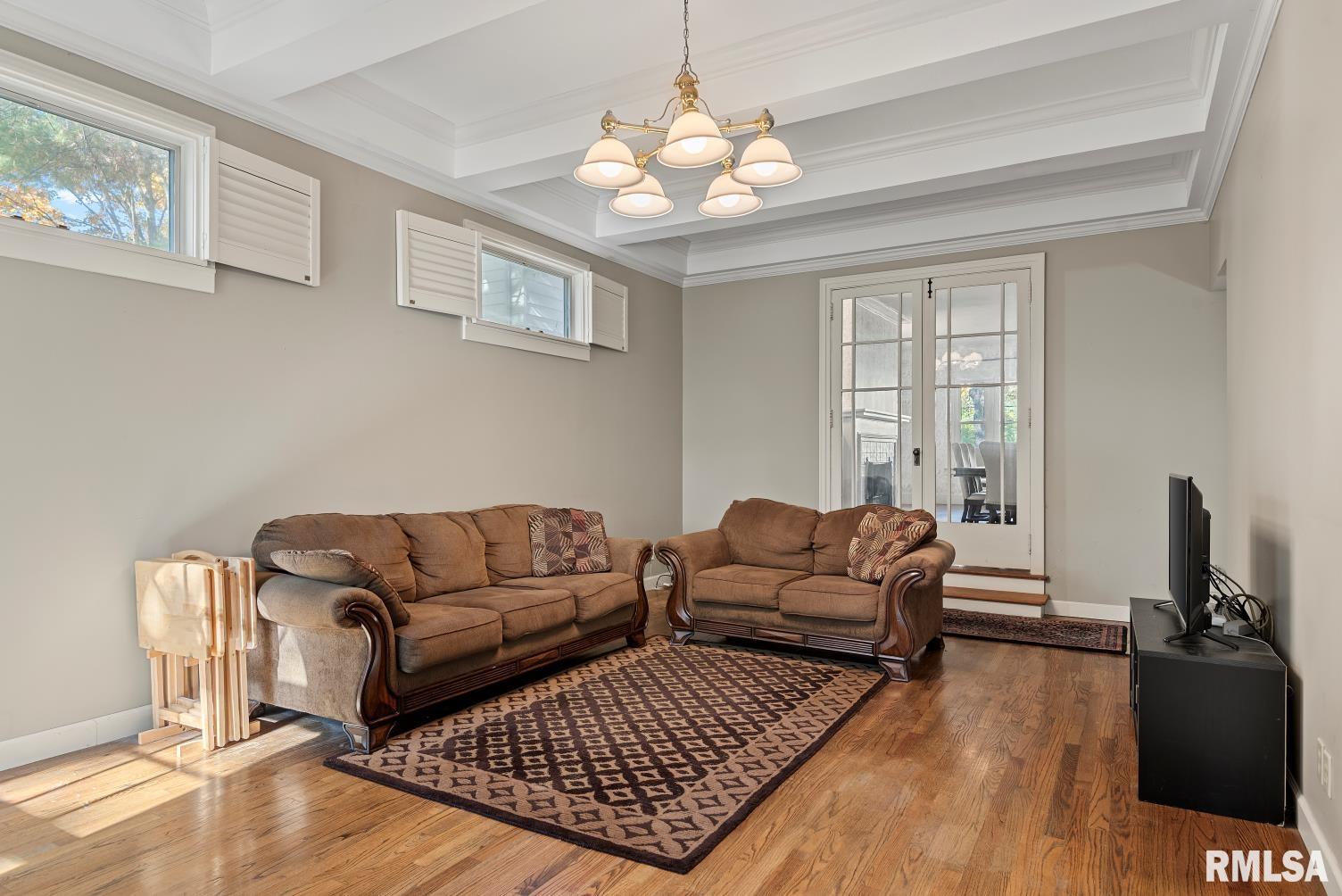 839 Grove Street Jacksonville, IL 62650 - Photo 20 of 72