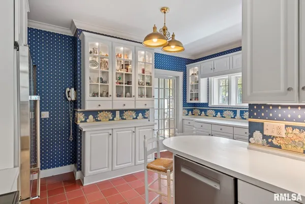 $299,900 | 839 Grove Street, Jacksonville, IL 62650