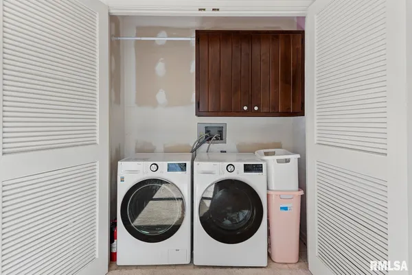 $299,900 | 839 Grove Street, Jacksonville, IL 62650