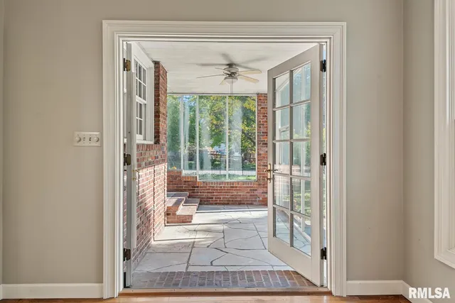 $324,900 | 839 Grove Street, Jacksonville, IL 62650