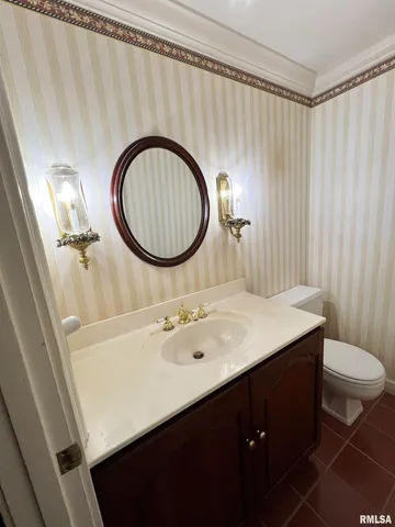 $324,900 | 839 Grove Street, Jacksonville, IL 62650