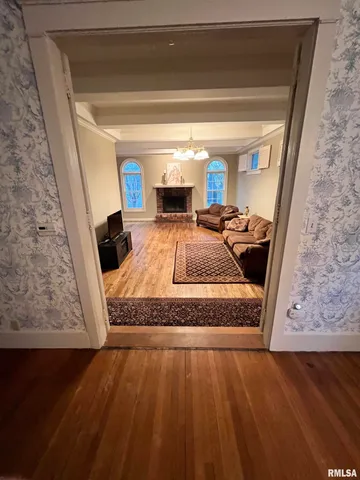 $324,900 | 839 Grove Street, Jacksonville, IL 62650