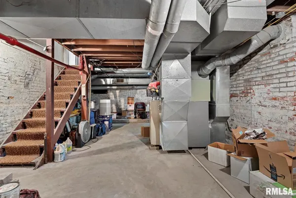 $299,900 | 839 Grove Street, Jacksonville, IL 62650