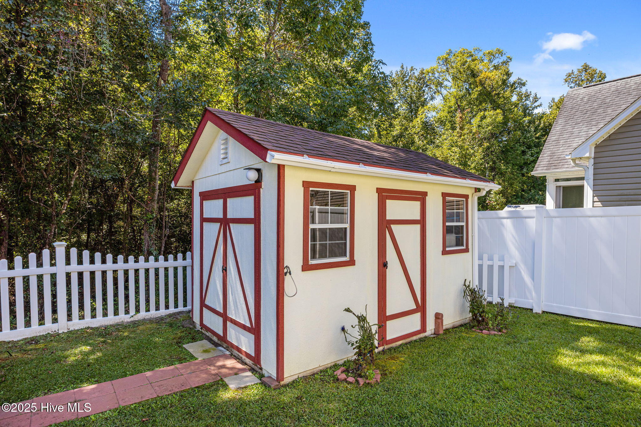 407 Conner Grant Road New Bern, NC 28562 - Photo 38 of 42 8-web-or-mls-0C0A6878