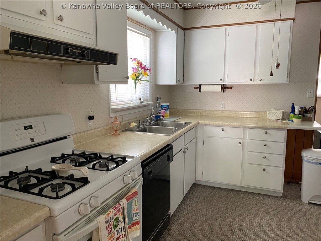 204 Cedar Lakes Drive Ripley, WV 25271 - Photo 8 of 29 Gallery Image 8