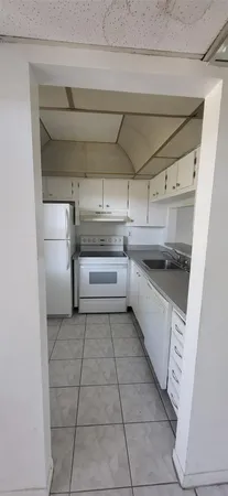 $1,400 | 9070 Lime Bay Boulevard, Unit 309, Tamarac, FL 33321