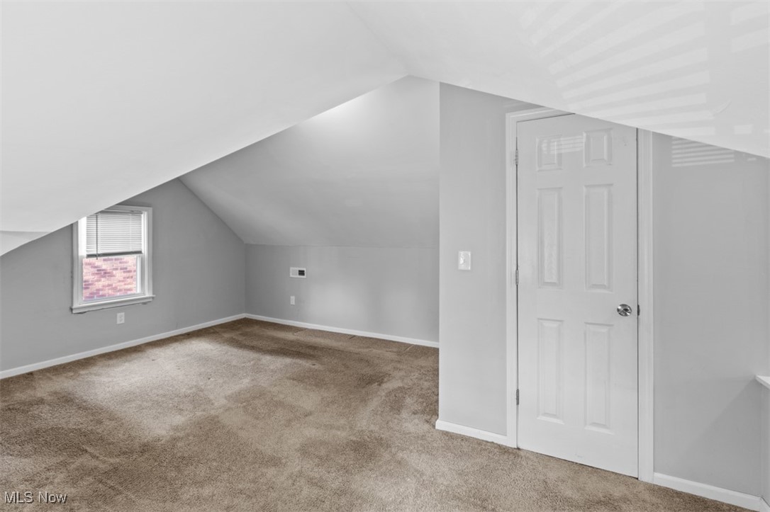 3833 Montevista Road Cleveland, OH 44121 - Photo 30 of 44
