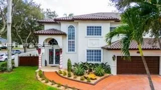 $1,495,000 | 8204 Northwest 165th Street, Miami Lakes, FL 33016