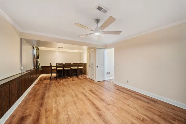 $423,700 | 312 Dancing Water Court, Carol Stream, IL 60188