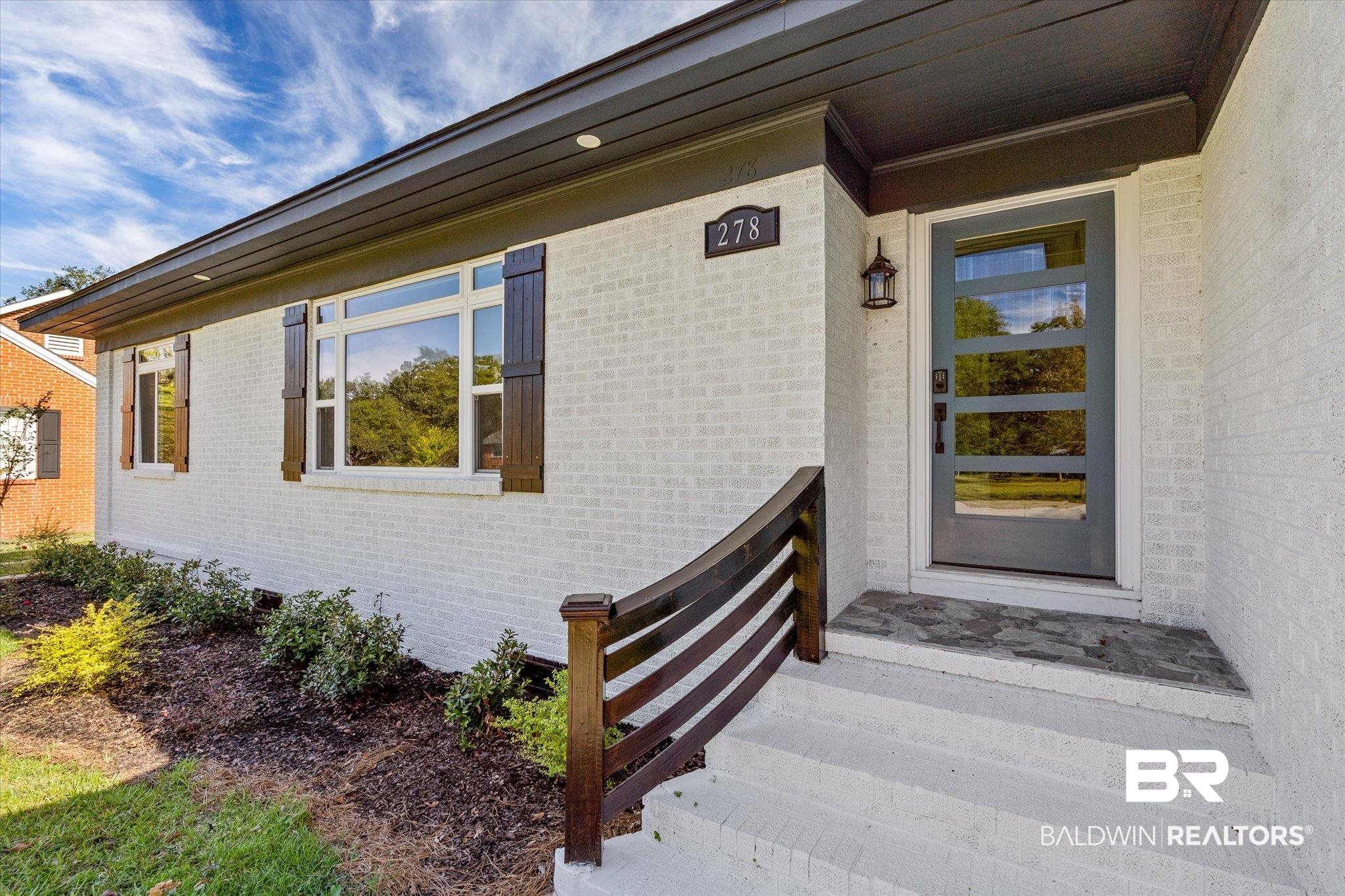 278 Woodlands Avenue Mobile, AL 36607 - Photo 2 of 23