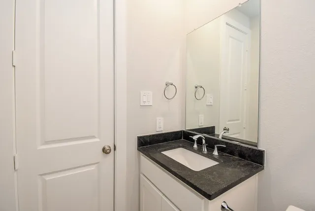 a close up view of a washer and dryer