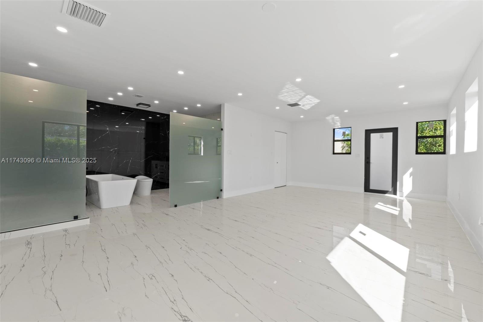 8310 Southwest 28th Street Miami, FL 33155 - Photo 18 of 47 Gallery Image 18