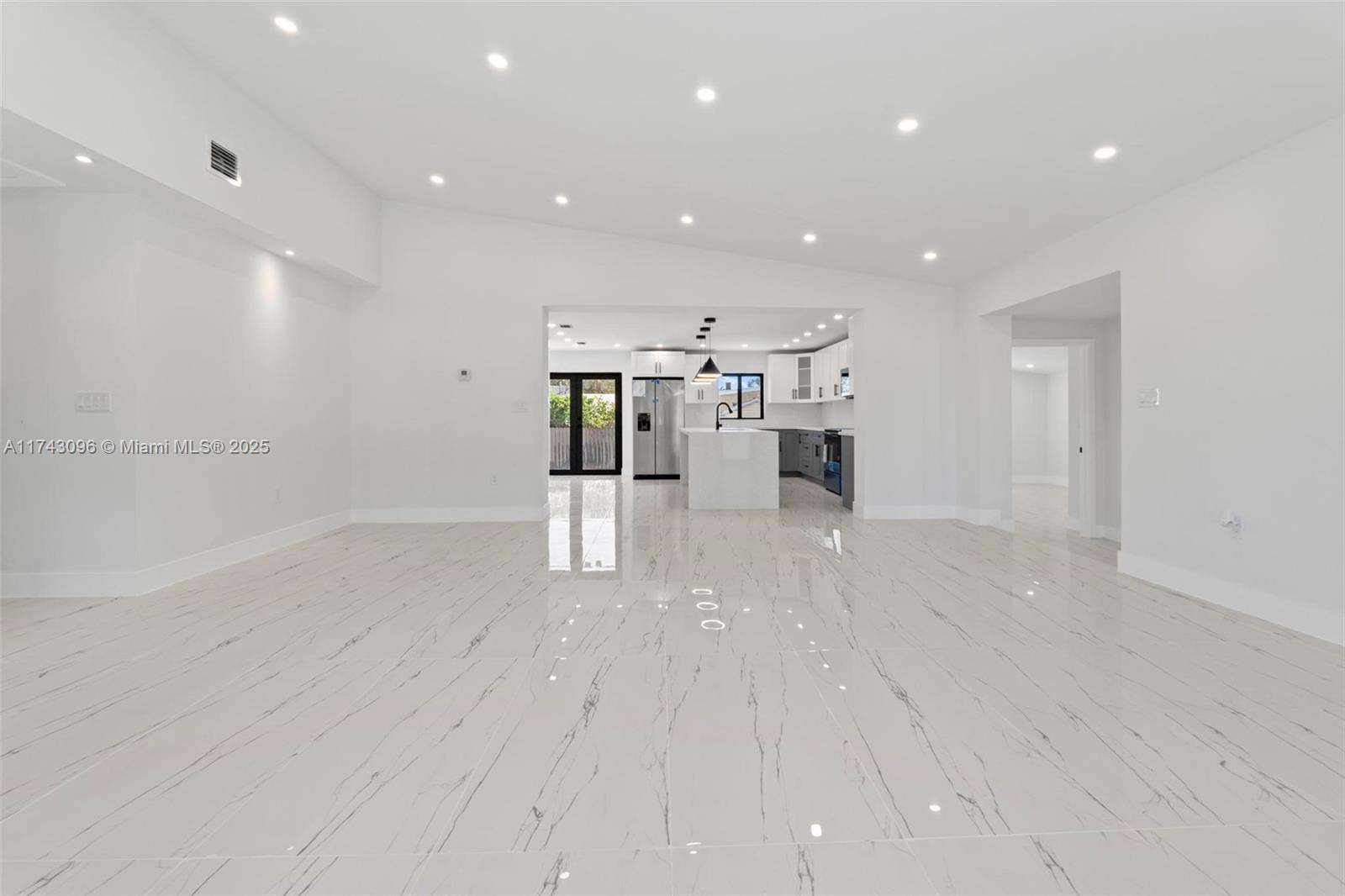 8310 Southwest 28th Street Miami, FL 33155 - Photo 7 of 47 Gallery Image 7
