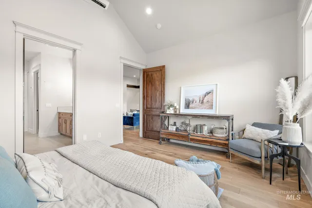 $1,085,000 | 115 South Steel Farm Avenue, Eagle, ID 83616