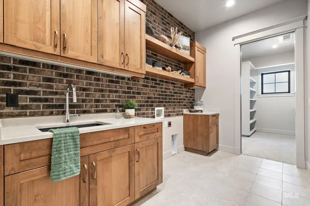 $1,085,000 | 115 South Steel Farm Avenue, Eagle, ID 83616