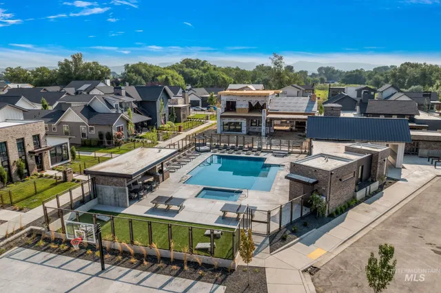 $1,085,000 | 115 South Steel Farm Avenue, Eagle, ID 83616