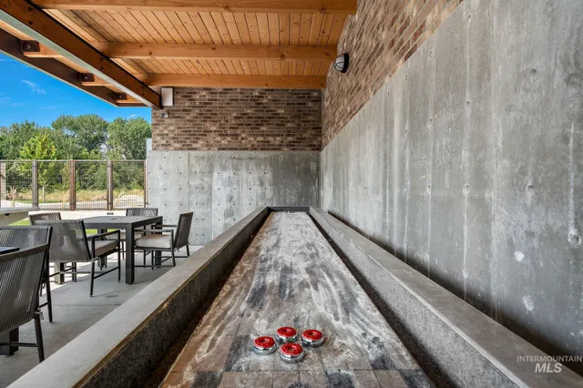 $1,085,000 | 115 South Steel Farm Avenue, Eagle, ID 83616