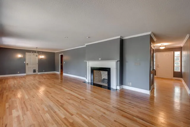 $2,295 | 303 Windmere Drive, Chattanooga, TN 37411