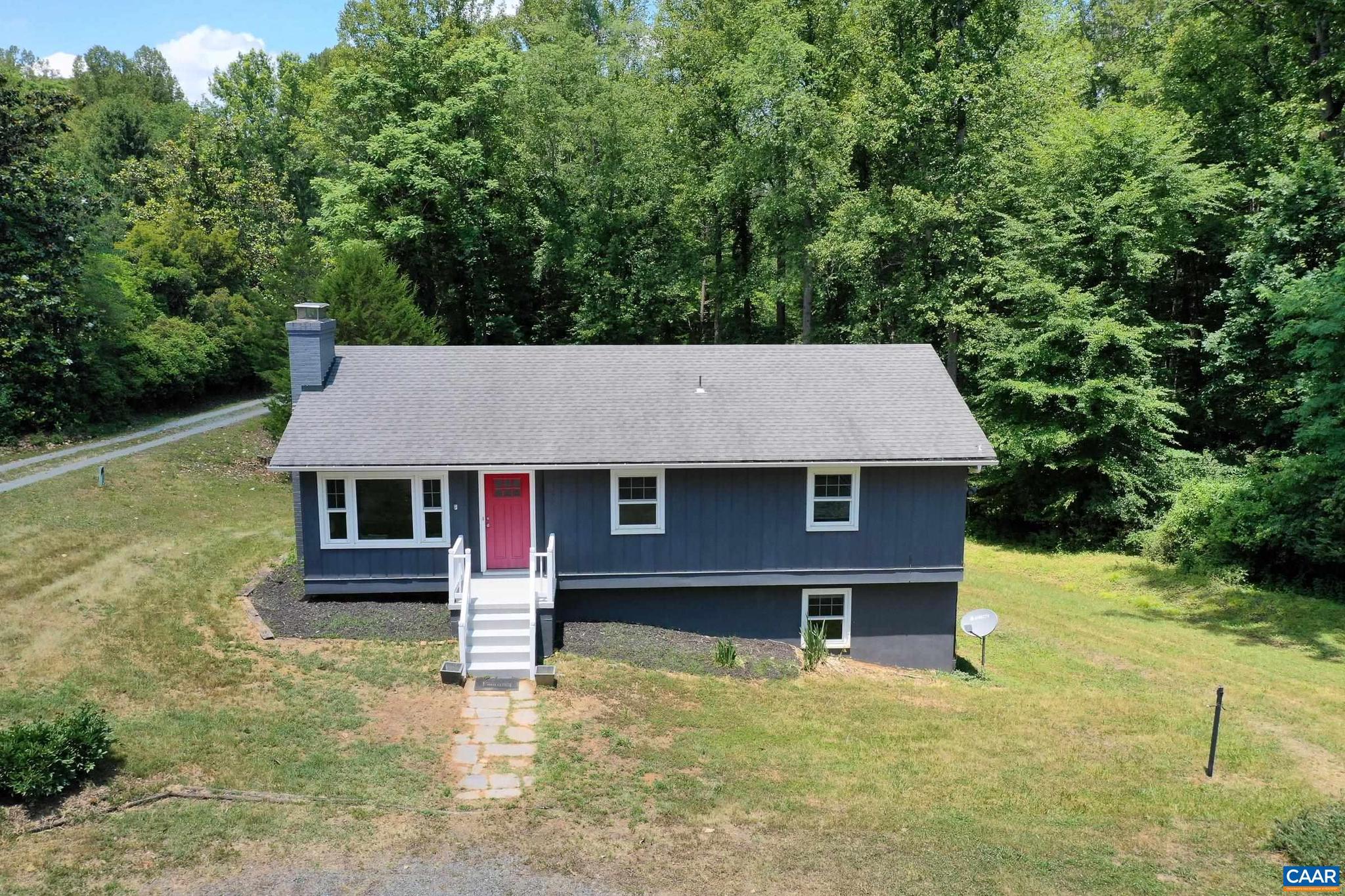 3272 Horseshoe Bend Road Charlottesville, VA 22901 - Photo 2 of 51