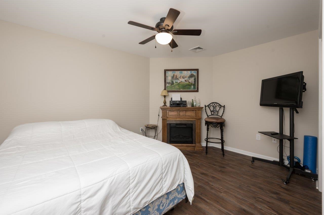 118 Secretariat Way, Unit 213 Rochester, NH 03867 - Photo 17 of 37