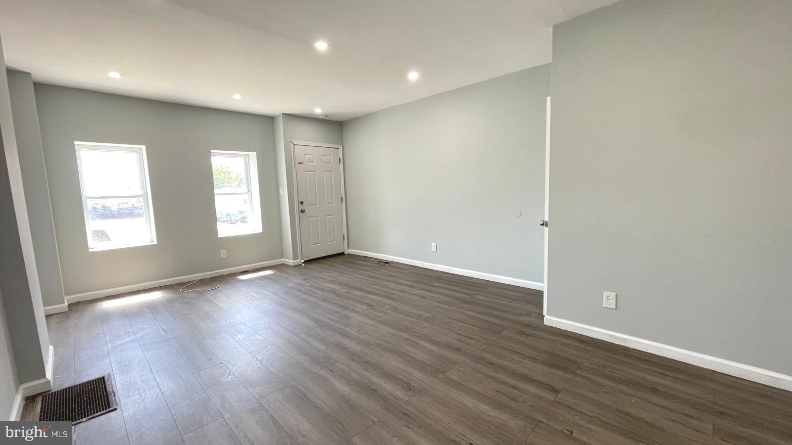 103 Thurlow Street, Unit 306 Chester, PA 19013 - Photo 9 of 18