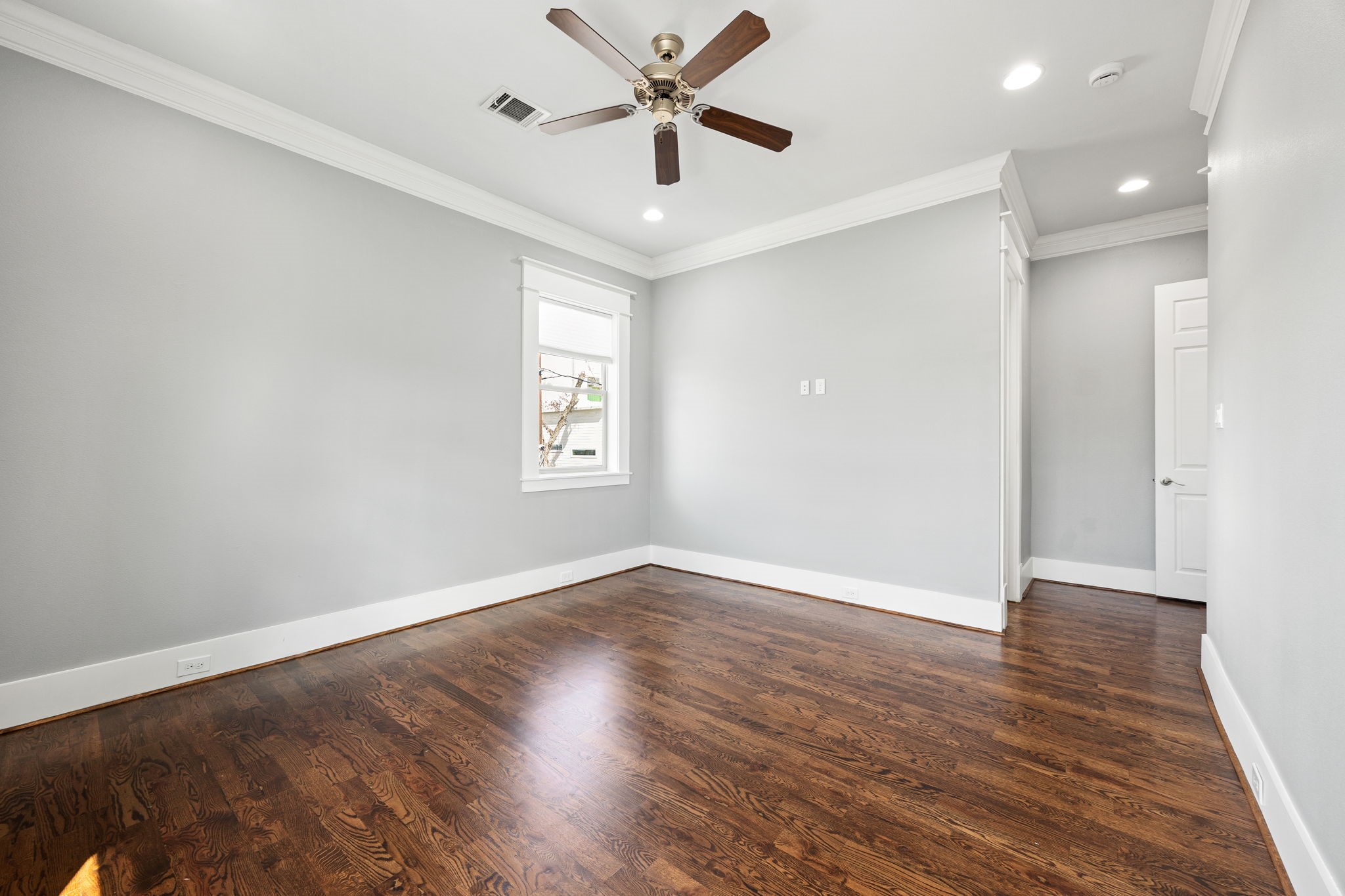 519 East 28th Street Houston, TX 77008 - Photo 27 of 35