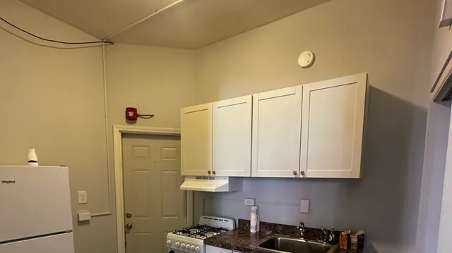 $1,000 | 1028 South State Street, Unit 2, Lockport, IL 60441