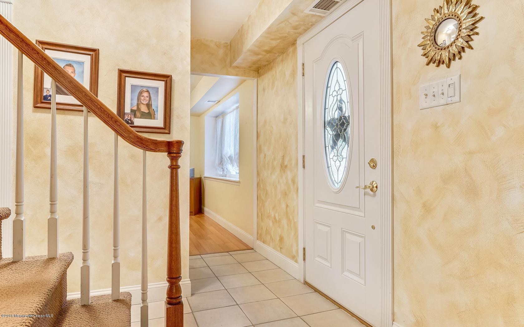 20 Collingwood Road Marlboro, NJ 07746 - Photo 12 of 57 12-photo-web-1680x1050-210073