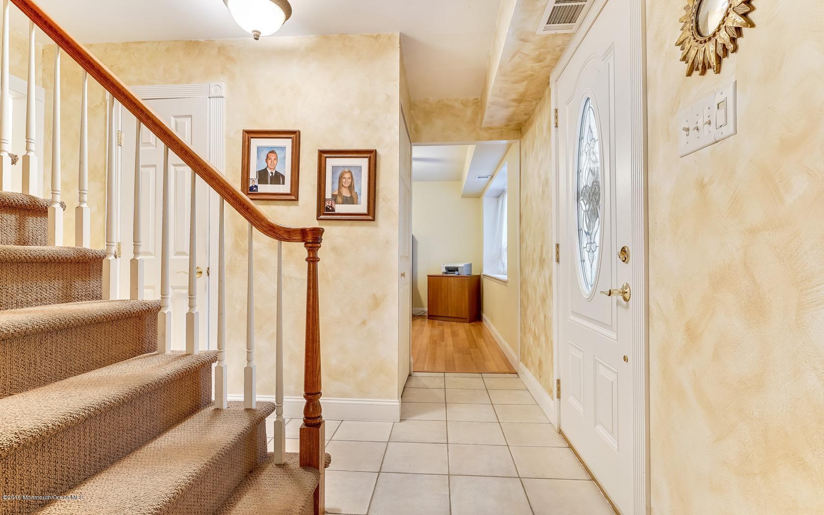 20 Collingwood Road Marlboro, NJ 07746 - Photo 14 of 57 14-photo-web-1680x1050-249107