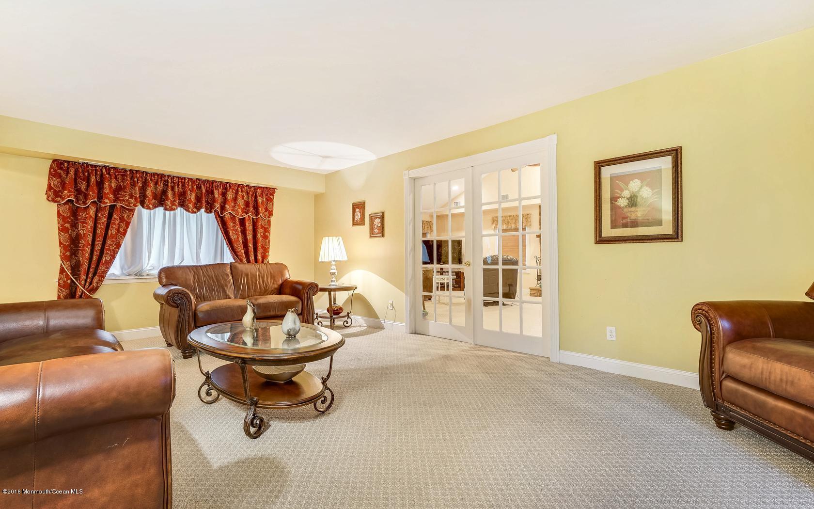 20 Collingwood Road Marlboro, NJ 07746 - Photo 18 of 57 18-photo-web-1680x1050-220281