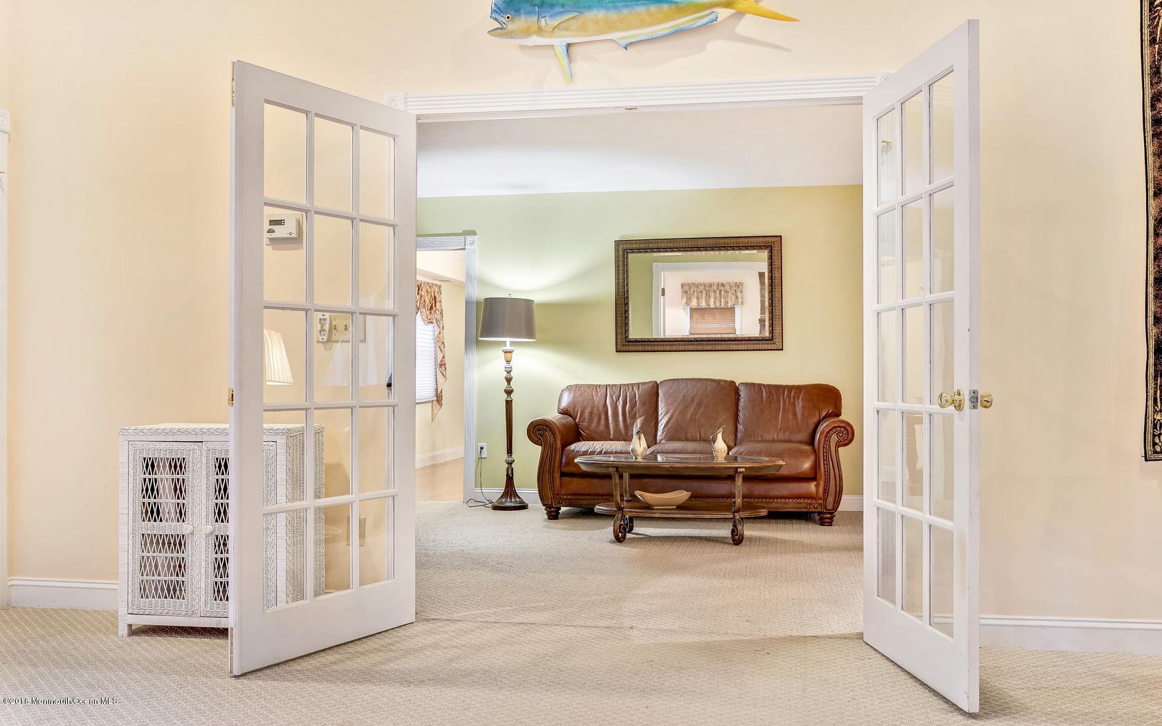 20 Collingwood Road Marlboro, NJ 07746 - Photo 20 of 57 20-photo-web-1680x1050-196944