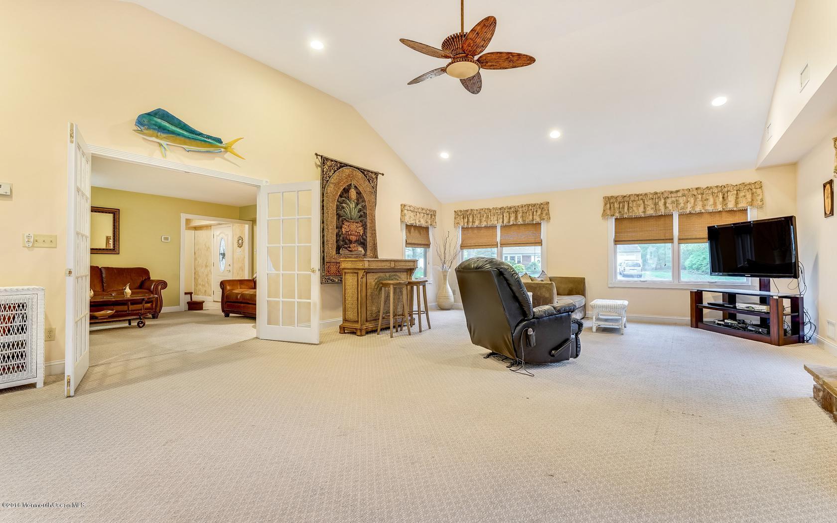 20 Collingwood Road Marlboro, NJ 07746 - Photo 23 of 57 23-photo-web-1680x1050-226642