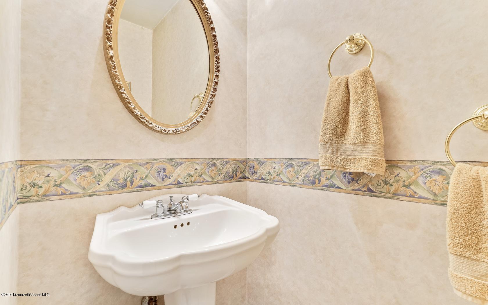 20 Collingwood Road Marlboro, NJ 07746 - Photo 26 of 57 26-photo-web-1680x1050-173210