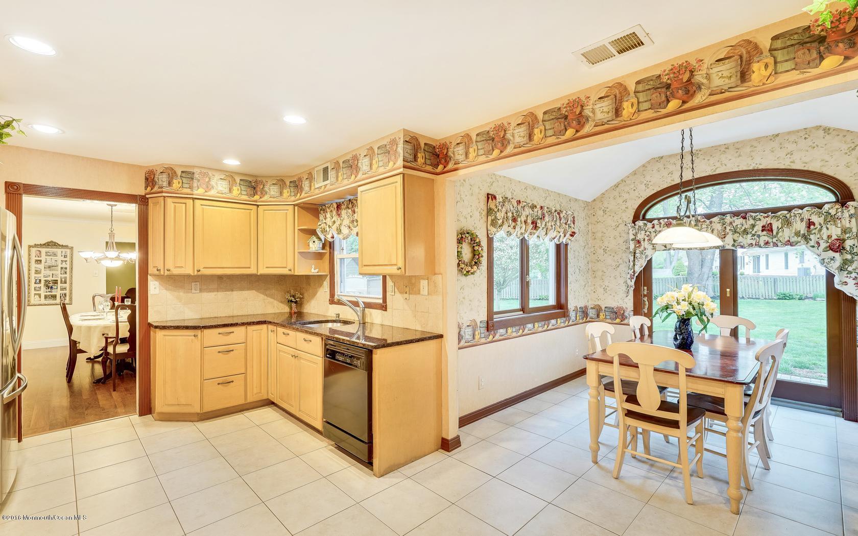 20 Collingwood Road Marlboro, NJ 07746 - Photo 34 of 57 34-photo-web-1680x1050-248683