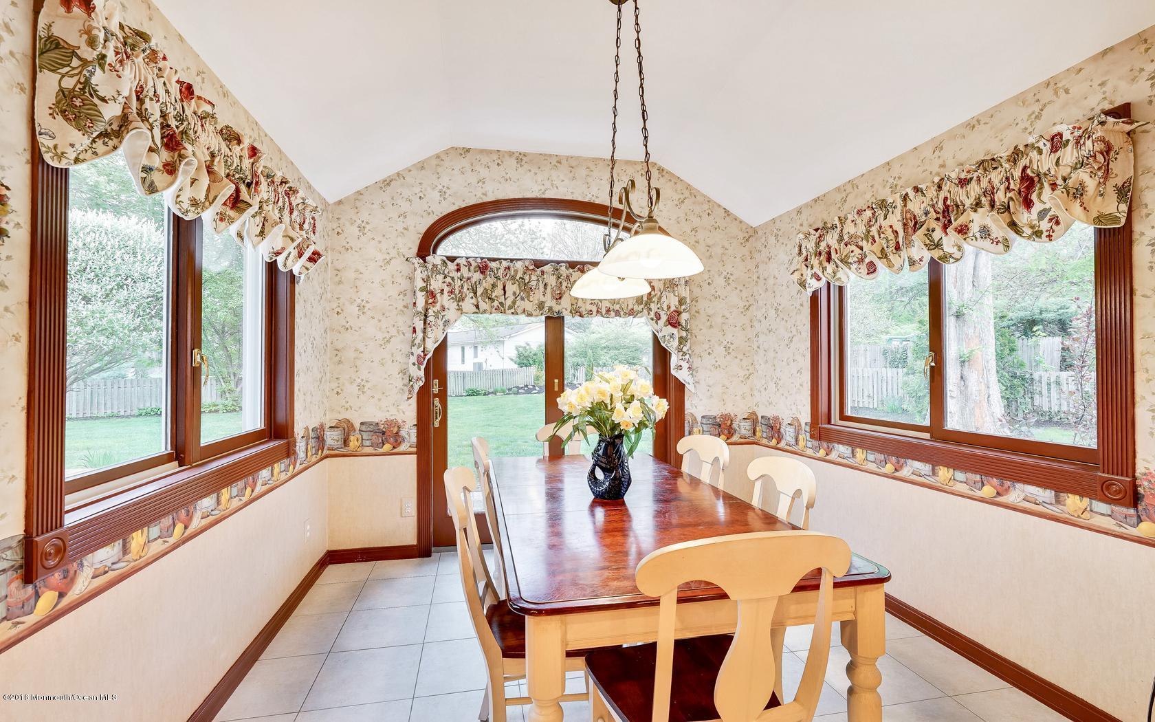 20 Collingwood Road Marlboro, NJ 07746 - Photo 38 of 57 38-photo-web-1680x1050-302255