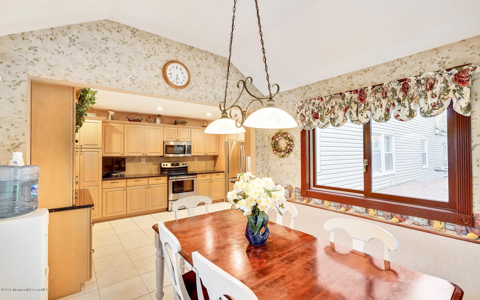 20 Collingwood Road Marlboro, NJ 07746 - Photo 39 of 57 39-photo-web-1680x1050-258589