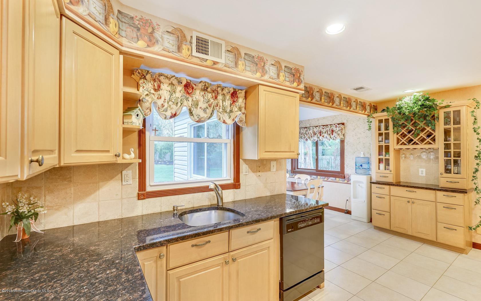 20 Collingwood Road Marlboro, NJ 07746 - Photo 42 of 57 42-photo-web-1680x1050-250718