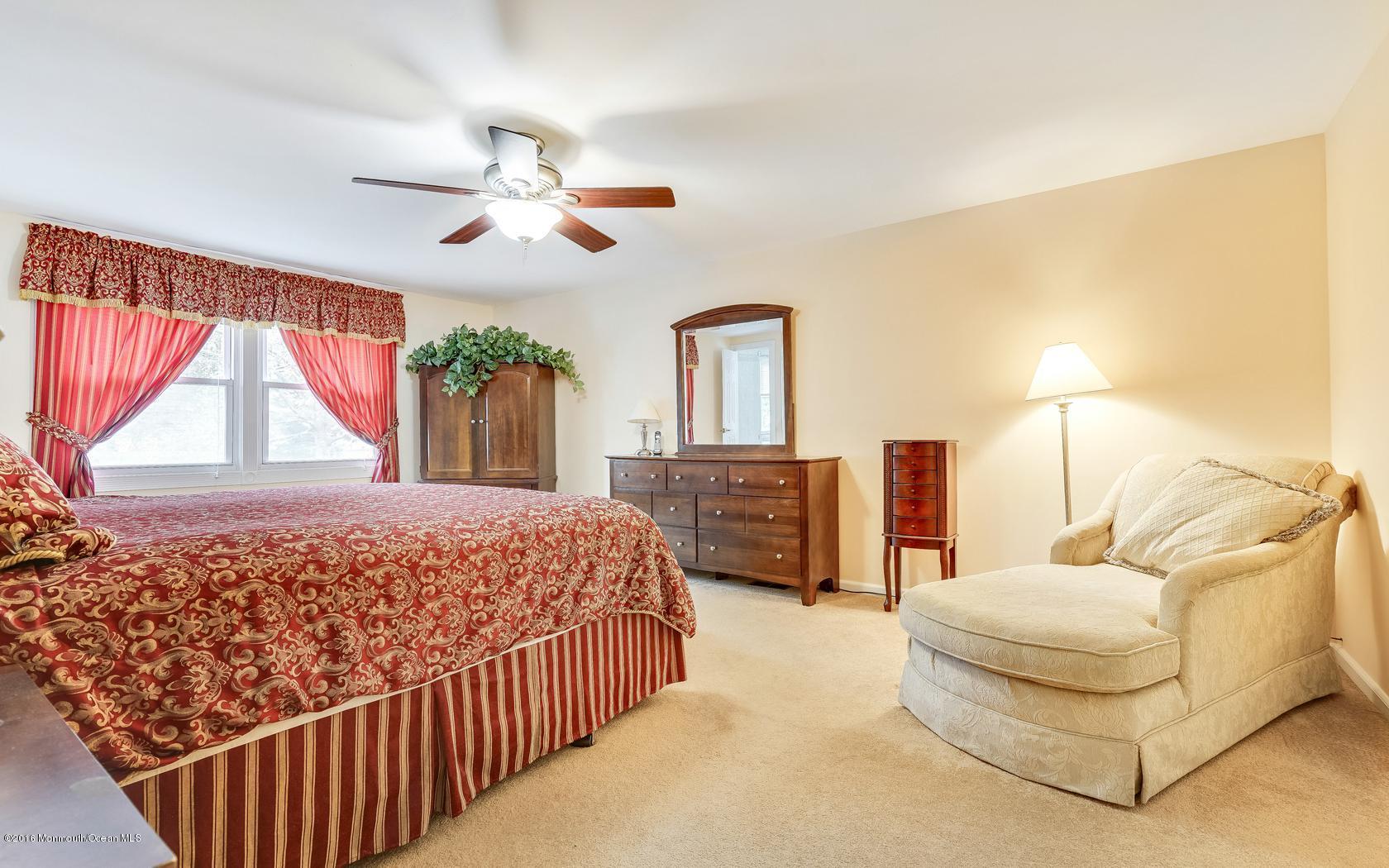 20 Collingwood Road Marlboro, NJ 07746 - Photo 46 of 57 46-photo-web-1680x1050-243764