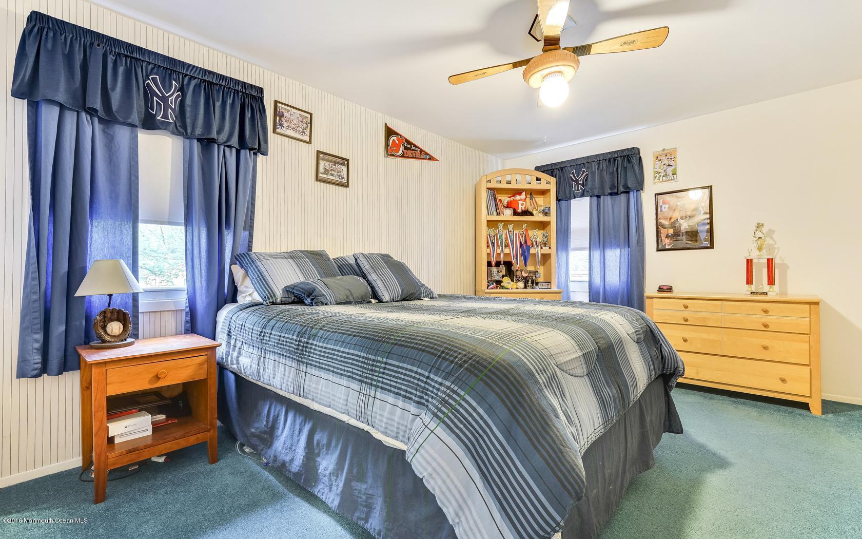 20 Collingwood Road Marlboro, NJ 07746 - Photo 48 of 57 48-photo-web-1680x1050-279701