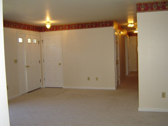9 Skyview Road Wynantskill, NY 12198 - Photo 4 of 9 Photo 4