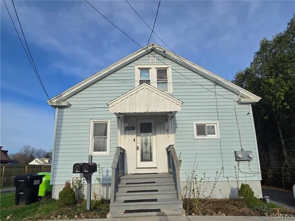 $1,700 | 2802 Lemoyne Avenue, Unit 1, Salina, NY 13211