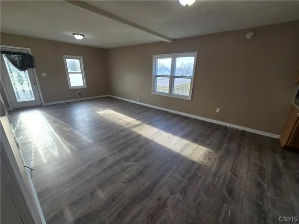 $1,700 | 2802 Lemoyne Avenue, Unit 1, Salina, NY 13211