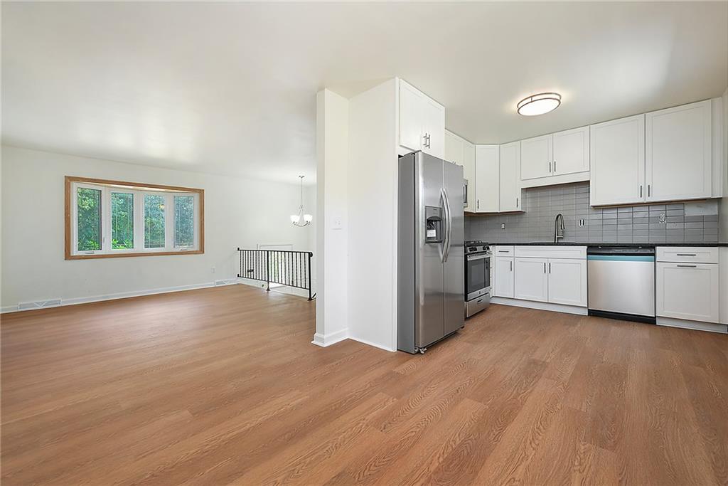 1405 Cavitt Road Monroeville, PA 15146 - Photo 8 of 24 Gallery Image 8