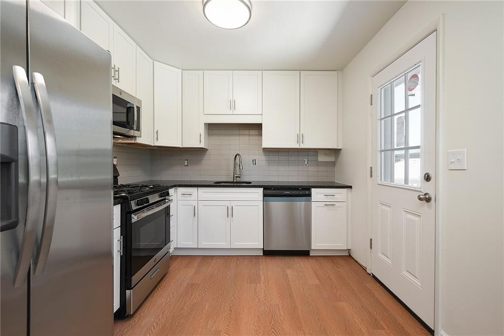 1405 Cavitt Road Monroeville, PA 15146 - Photo 9 of 24 Gallery Image 9