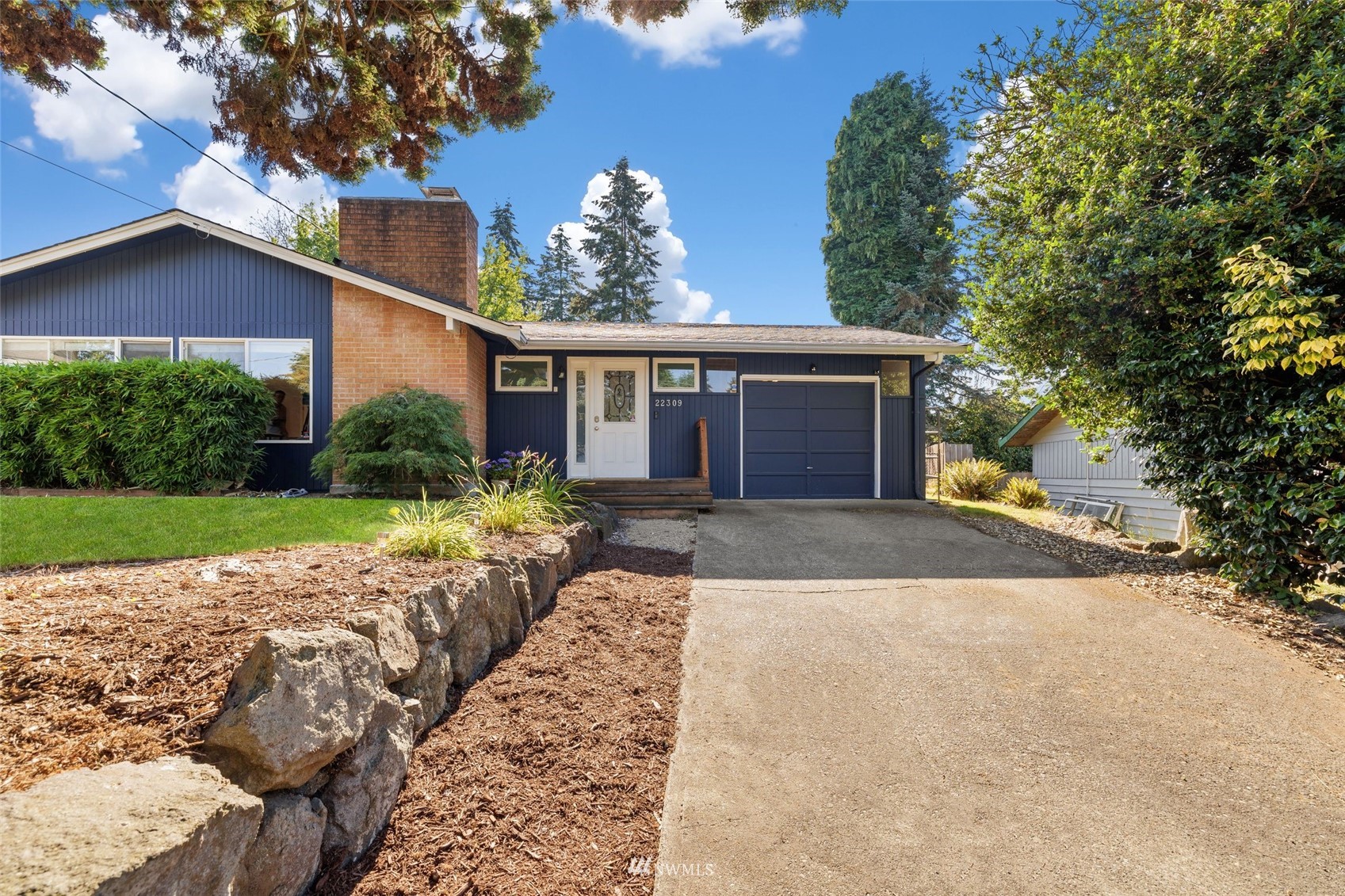22309 115th Place Southeast Kent, WA 98031 - Photo 1 of 27 Gallery Image 1
