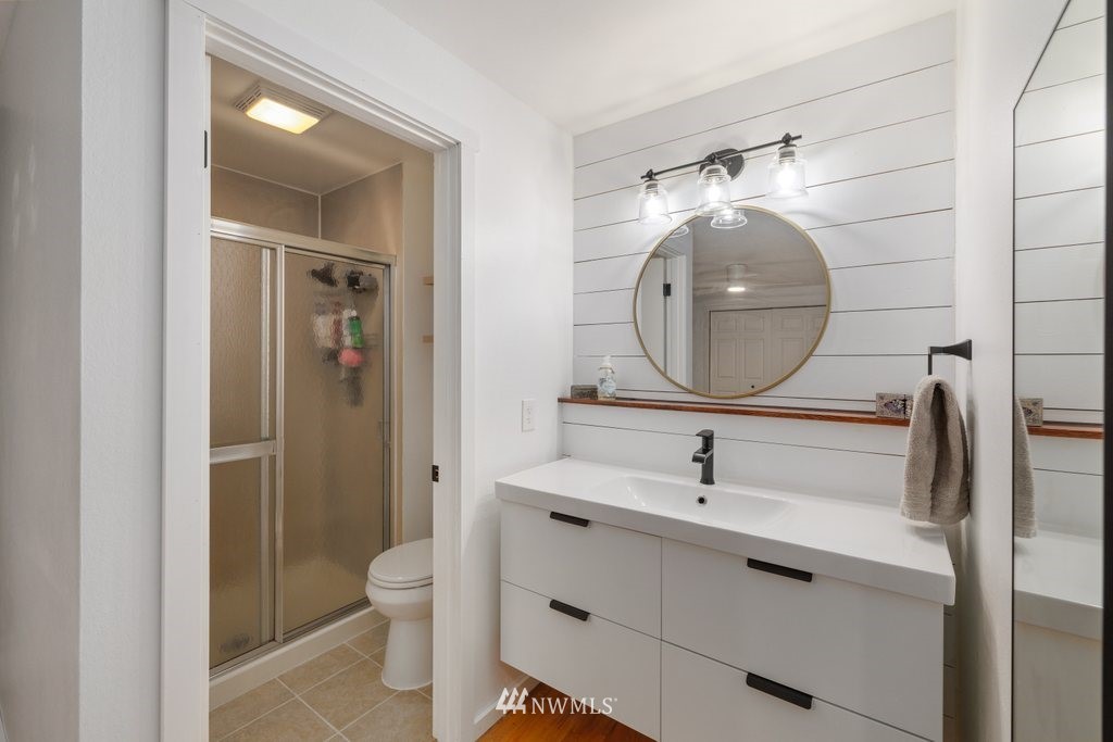 22309 115th Place Southeast Kent, WA 98031 - Photo 16 of 27 Gallery Image 16