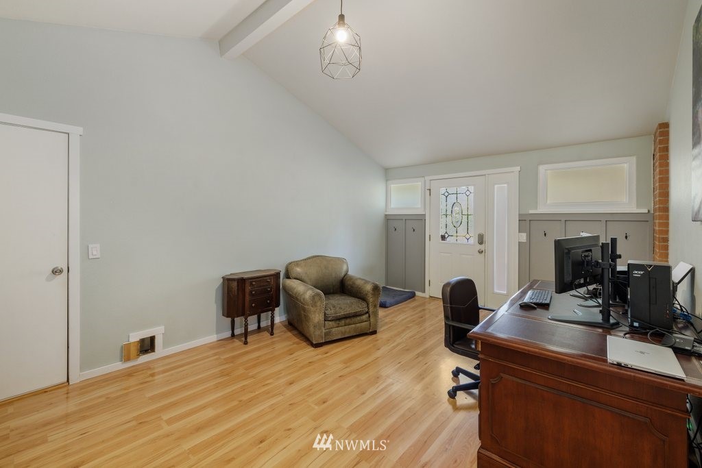 22309 115th Place Southeast Kent, WA 98031 - Photo 3 of 27 Gallery Image 3